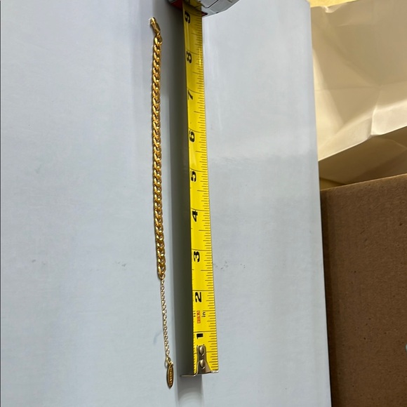 Gold Chain Bracelet - Picture 3 of 4